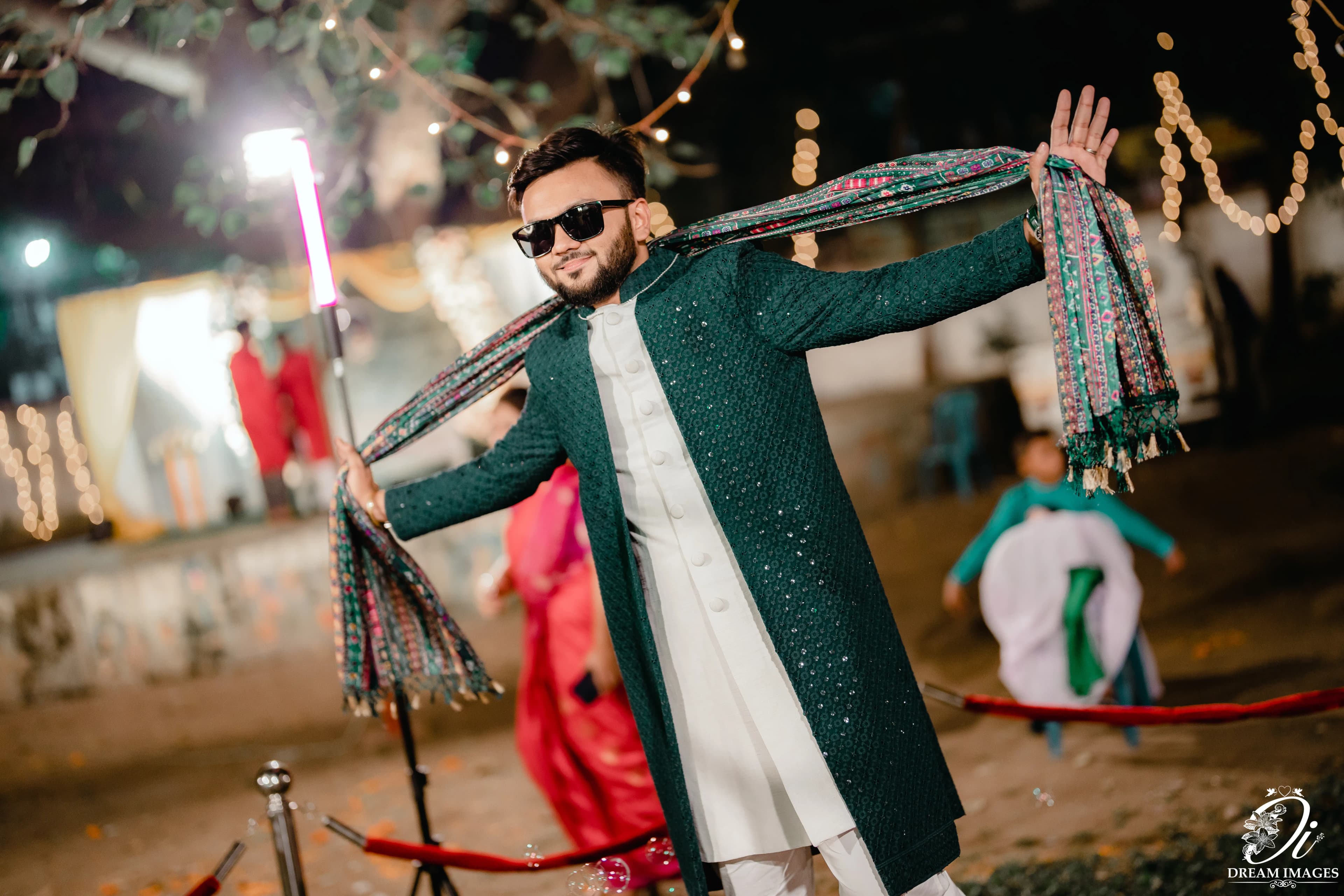 RS Fahim and Manjia, wedding portrait